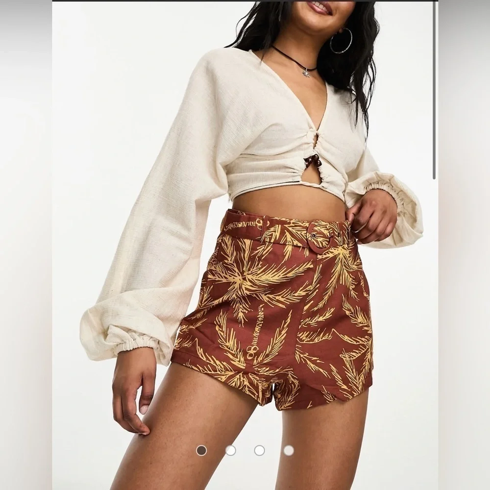 Charlie Holiday Kelly Shorts 💕